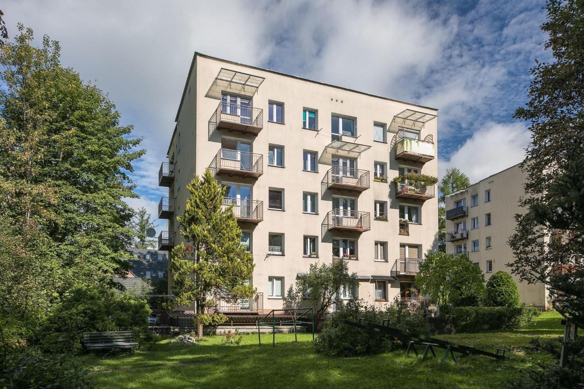 Rent Like - Piaseckiego 24
